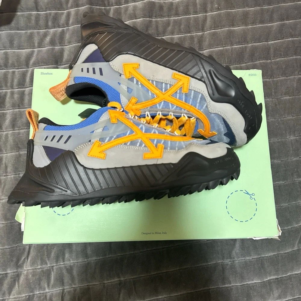 100% authentic - Picture 1 of 7